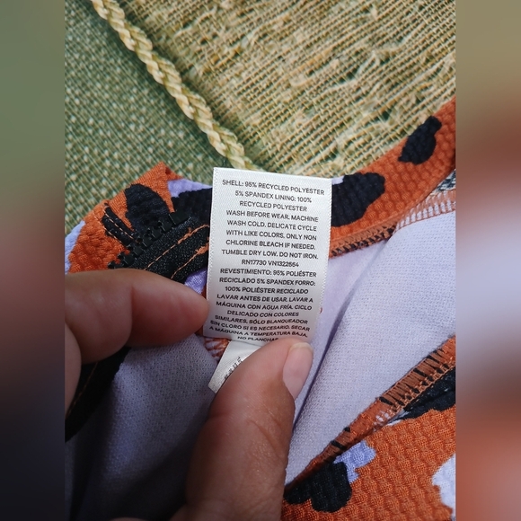 Art Class Orange and Black Kids Swim Rashguard - Picture 4 of 4